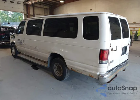 2002 Ford E-350 Super Duty Xl/Xlt из США, поврежденный, VIN 1FBSS31L92HB13757